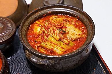 《古墓丽影三部曲重制版》劳拉性感海报是意外删除 下次更新恢复